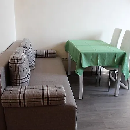 Appartement Uiutnaia Studio V Kieve