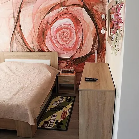 Uiutnaia Studio V Kieve Appartement Kiev